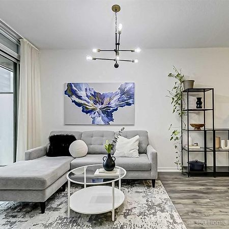 Prime Location - Stunning 2-Bdrm Condo Toronto Exteriér fotografie