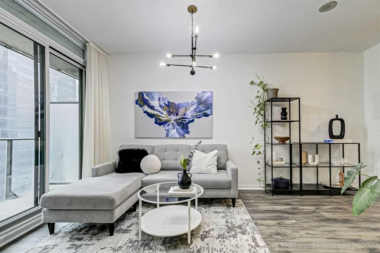 Prime Location - Stunning 2-Bdrm Condo Toronto Exteriér fotografie